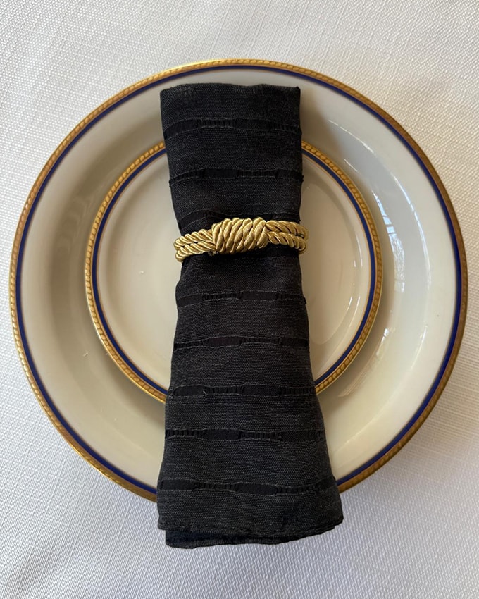 חבק קשר חובל - זהב כהה