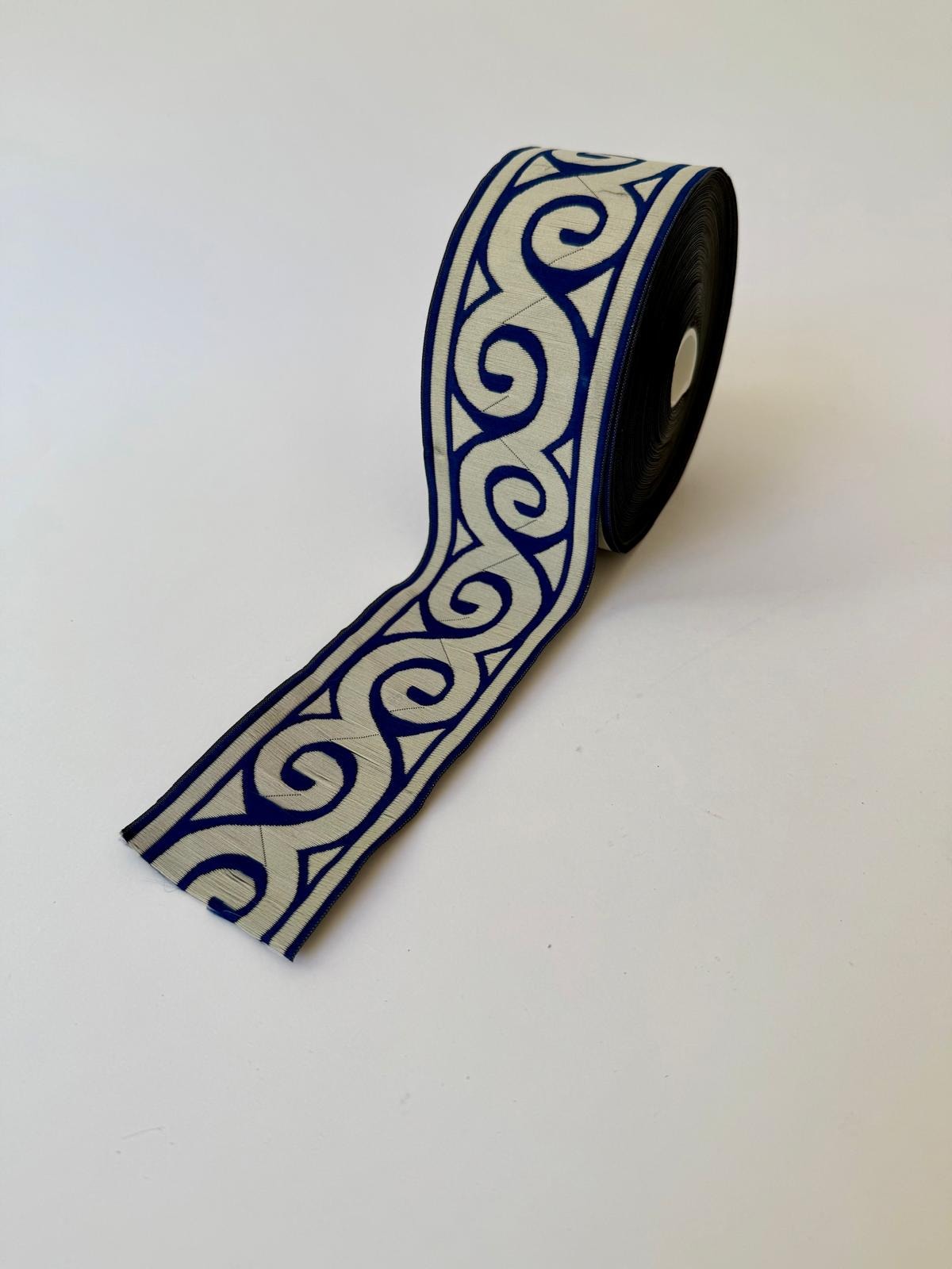 ג'קארד רומי - כחול+באג׳