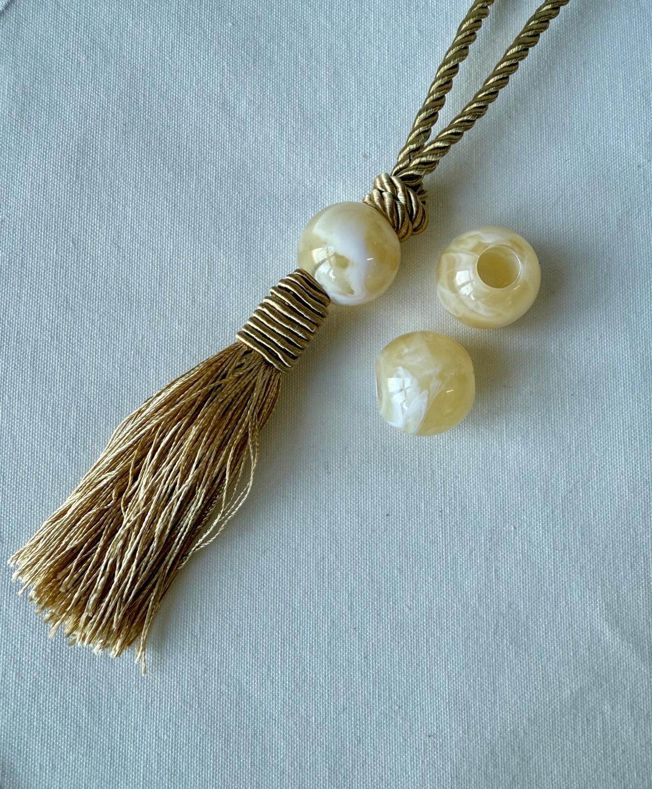 חרוזי השחלה דמוי שיש עגול - אבן