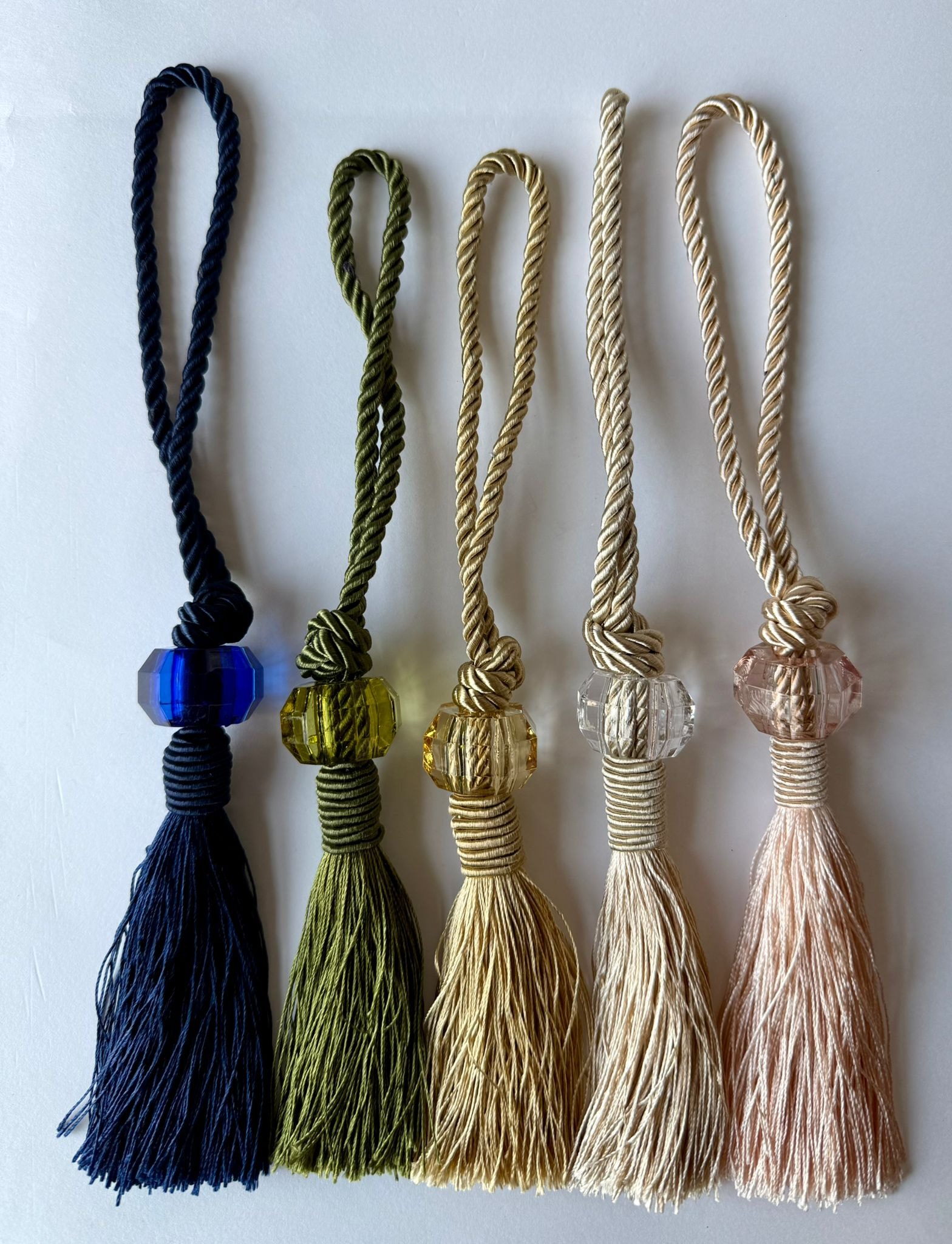 גדיל כותרת+אבן השחלה חיתוך קריסטל